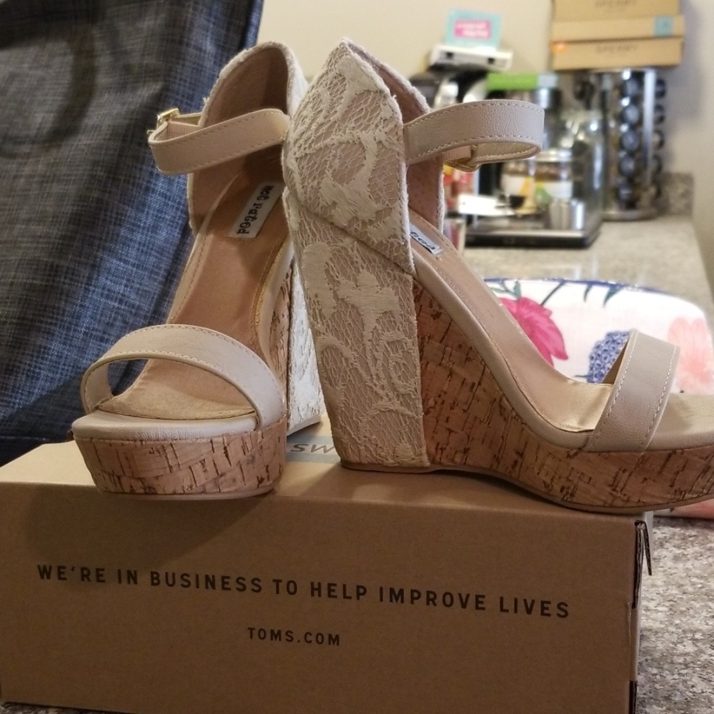 Not Rated footwear Lace and cork wedges